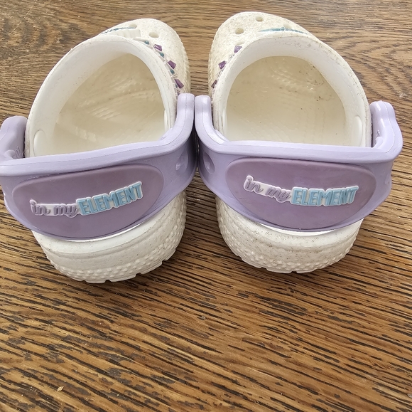 Frozen Toddler Crocs - Picture 2 of 4